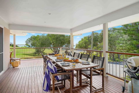 Allure By The Sea - Accommodation Guide 4