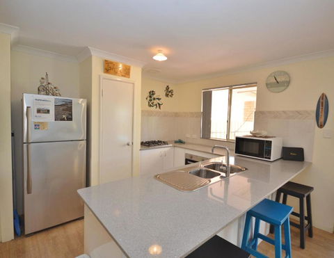 Allure - Kalbarri WA - Accommodation Guide 1