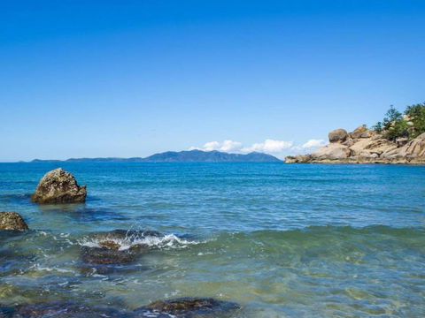 Alma Bay Holiday Unit 4 - Accommodation Guide 3
