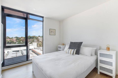 Aloft At Era With Sweeping Balcony Views - Accommodation Asia 3