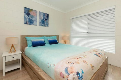 Aloha At Blueys - Accommodation Guide 4