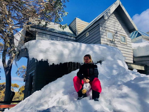 Alpine Escape Stylish 3BR Villa 450m To Main Lift - Accommodation Asia 2