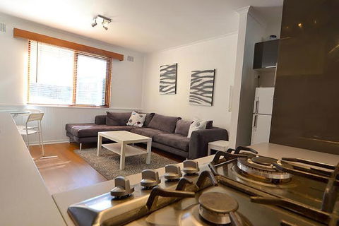 Alpine Haven 5 - Accommodation Guide 4