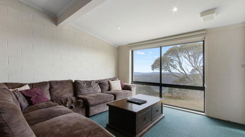 Alpine Heights 08 - Accommodation Guide 1