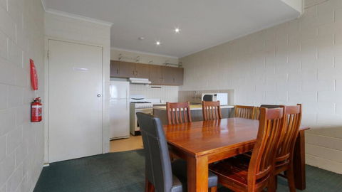 Alpine Heights 08 - Accommodation Guide 3