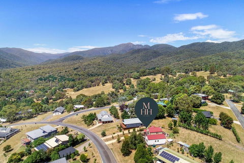 Alpine Twin Heights - Accommodation Guide 3