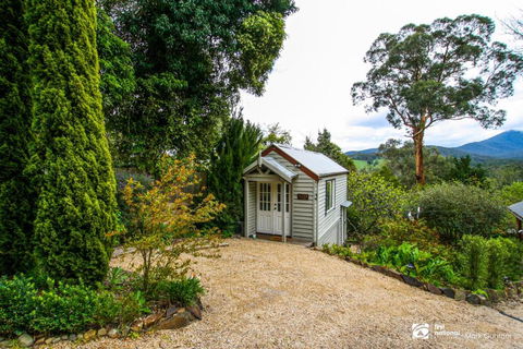 Alsace - Healesville - Accommodation Guide 2