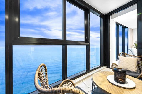 ALTITUDE Ocean Suites - SPECTACULAR, Unmatched Views & Luxury Accommodation - Accommodation Guide 1