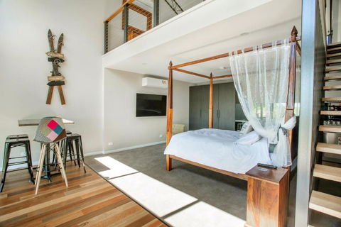 Altitude221 - Accommodation Guide 2