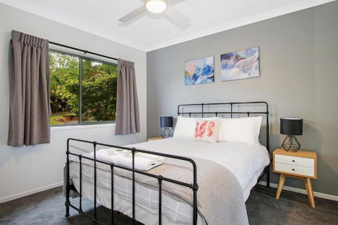 Always Bright - A Bright Escape - Accommodation Guide 1