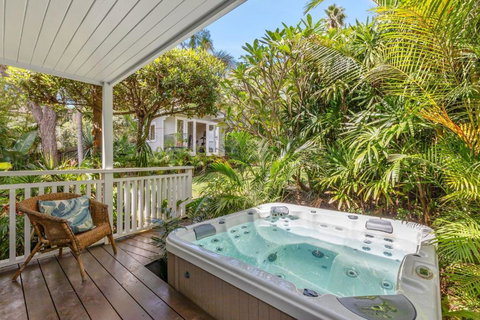 Amaroo By TCC - Accommodation Asia 1