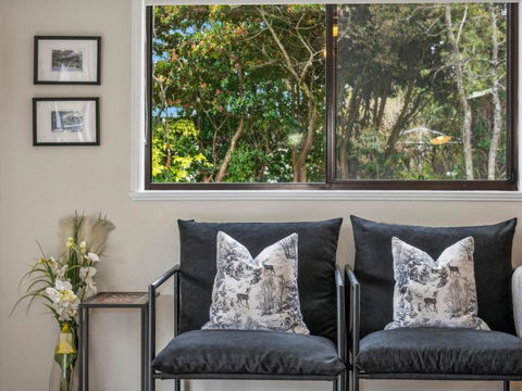 Amaroo Cottage - Accommodation Guide 4