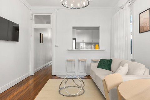 Amazing 2BR Apartment Near Barangaroo - Accommodation Asia 1