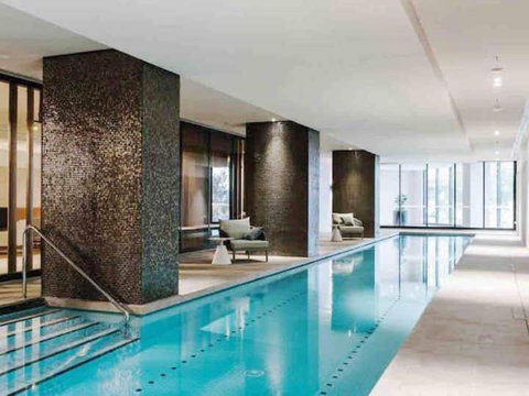 Amazing CBD 3BR Apt Bayview Free Parking - Accommodation Asia 0