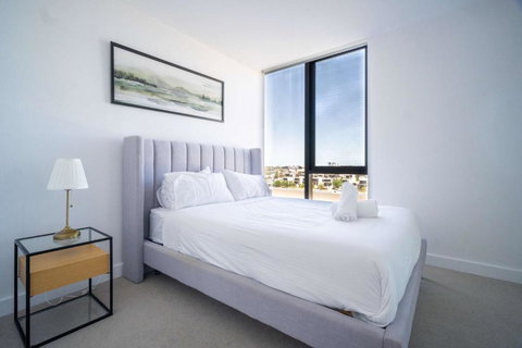 Amazing CBD 3BR Apt Bayview Free Parking - Accommodation Asia 2
