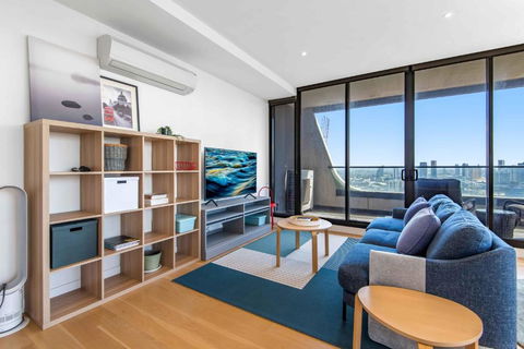 Amazing City Sea & Shrine View W Free Parking - Accommodation Guide 1