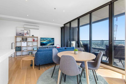 Amazing City Sea & Shrine View W Free Parking - Accommodation Guide 3