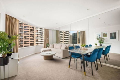 Amazing Sydney Apartment With Pool, Gym And Sauna - Accommodation Guide 0