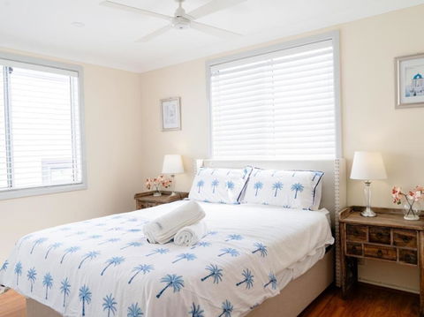 Amazing Views - 3 Bed Malabar - Accommodation Guide 1