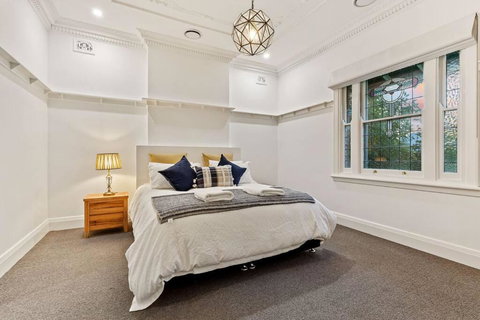 Ambience On Crampton - Accommodation China 1