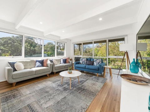 Amelia - Moments To The Bay - Accommodation China 4