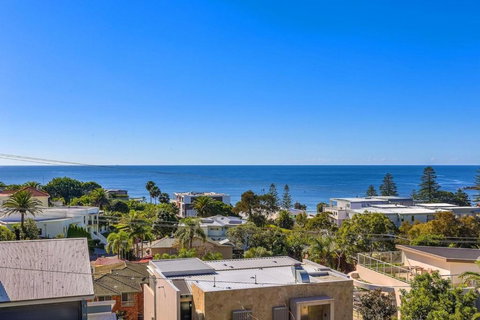 Amelie - Luxury Beach View Condo Minutes To Beach - Accommodation Asia 3