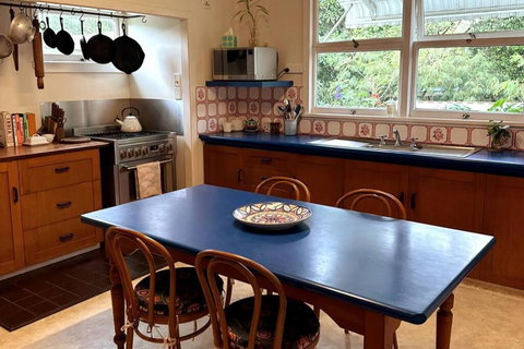 Amity Jigsaw House - Accommodation Asia 0