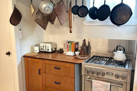 Amity Jigsaw House - Accommodation Asia 2