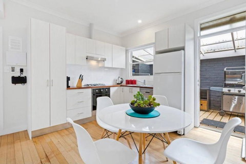 Amore Tranquil Oasis - Outdoor Spa. 50m To Beach. - Accommodation Asia 4