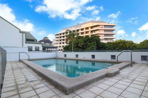 An Abode On Abbott - In The Heart Of The City - Accommodation Guide 3