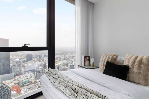 An Astonishing 3BR Apt At Sapphire By The Gardens - Accommodation Asia 4