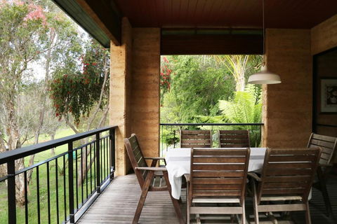 Anagama House & Studio - Accommodation Guide 4