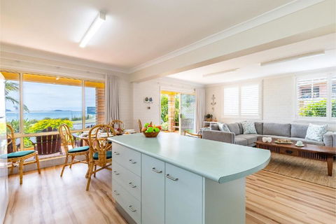 Anchored At Fingal Bay 80 Marine Drive - Accommodation Guide 3