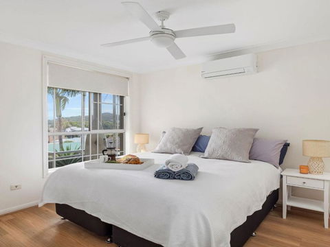 Ancora - Accommodation Guide 4