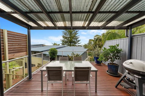 Angourie Blue 5 - Ocean Views - Accommodation Guide 3