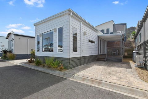 Anlyn Seaside Cabin - Accommodation Guide 3