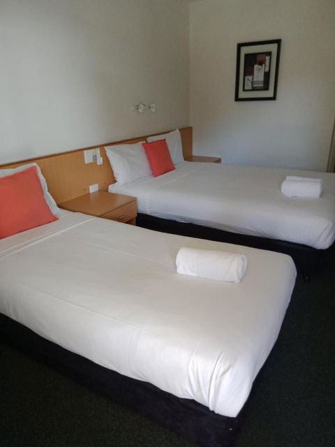 Annerley Motor Inn - Accommodation Guide 3