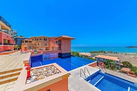 Airlie Dream - Accommodation Guide 0