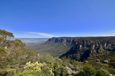 Amaroo Mountaintop Villa - Accommodation Guide 1