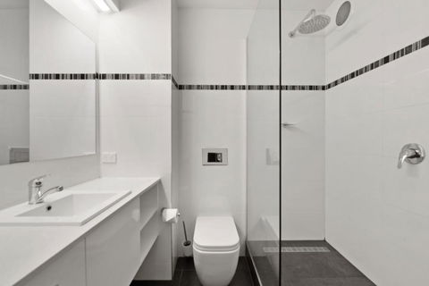 Allurity Hotel - Accommodation Guide 4