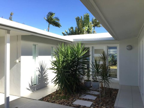 Airy Home - 3 Bedrooms & Office - Accommodation Asia 0