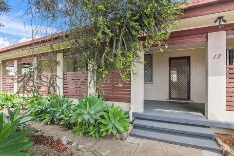 Anzac Cottage - Accommodation Guide 0