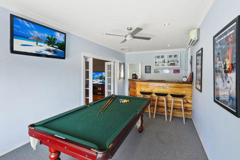 Anzac Cottage - Accommodation Guide 1