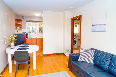 Apartment 13 - Accommodation Guide 3