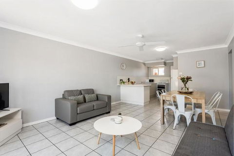 Apartment 5B - Accommodation Guide 1