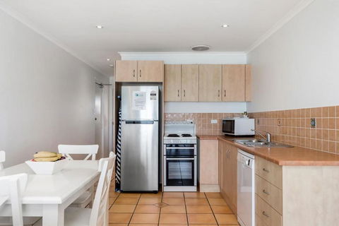 Apartment 8T - Accommodation Guide 3