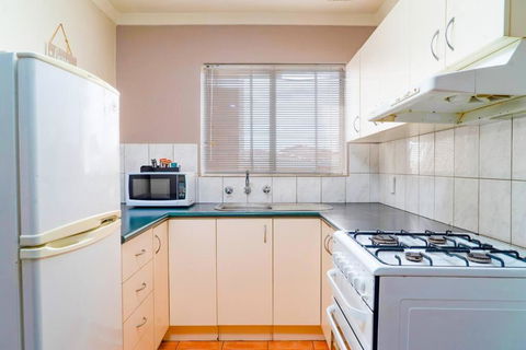 Apartment 9 - Accommodation Guide 3