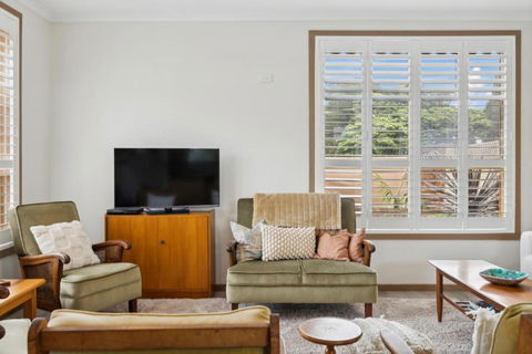 Apartment In Cowes Central On Chapel - Accommodation Guide 3