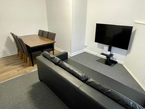 Apartment In The Centre Of Cooma - Accommodation Guide 0