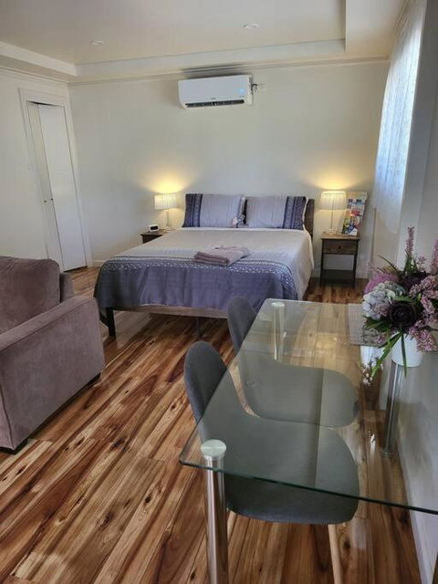 Apartment On Mica - Accommodation Asia 0